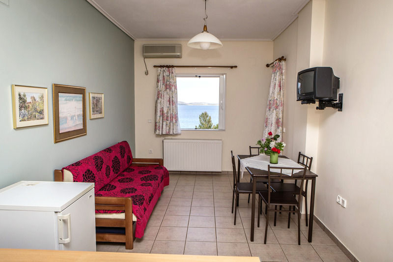 Iliopetro Hotel Monemvasia Bagian luar foto