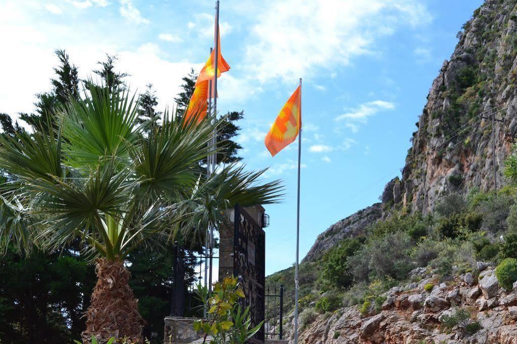 Iliopetro Hotel Monemvasia Bagian luar foto