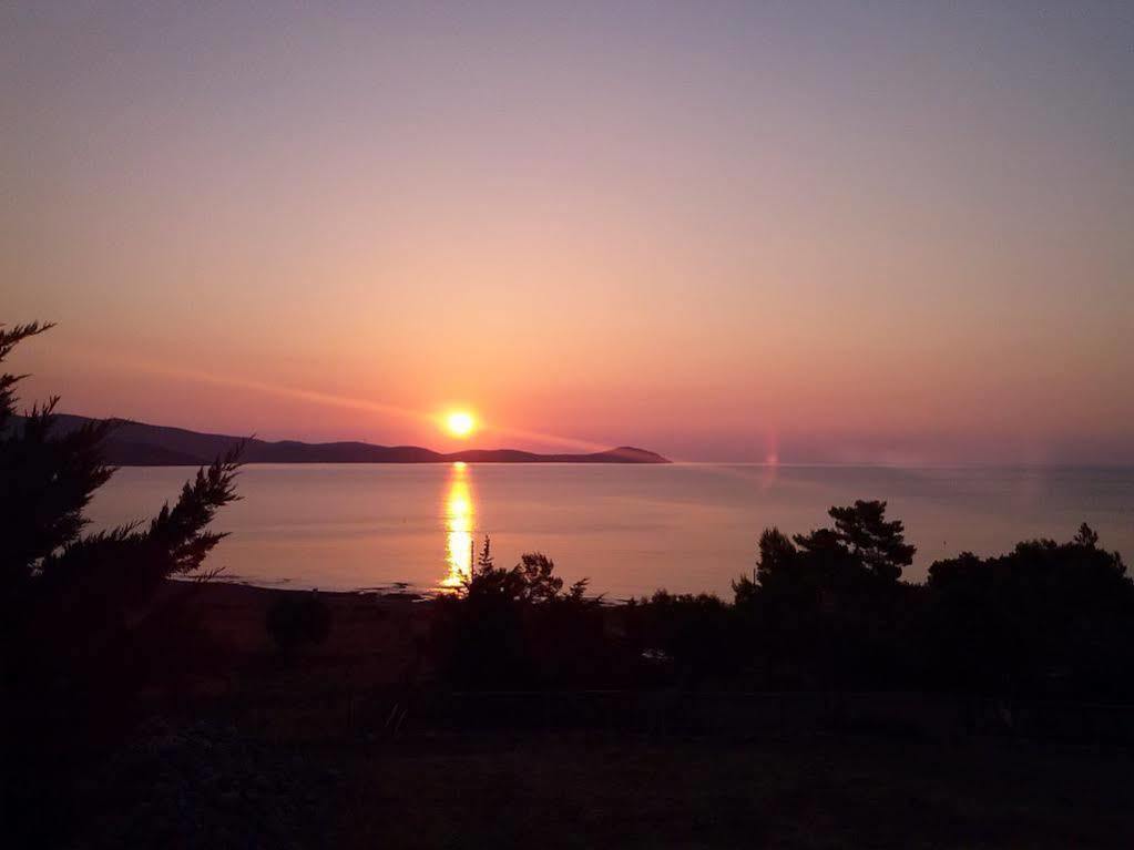 Iliopetro Hotel Monemvasia Bagian luar foto