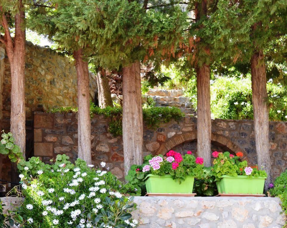 Iliopetro Hotel Monemvasia Bagian luar foto