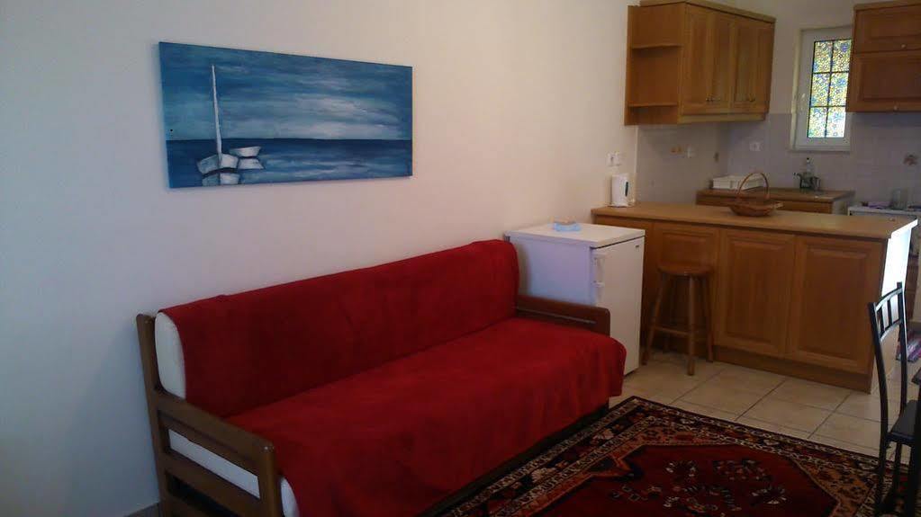 Iliopetro Hotel Monemvasia Bagian luar foto