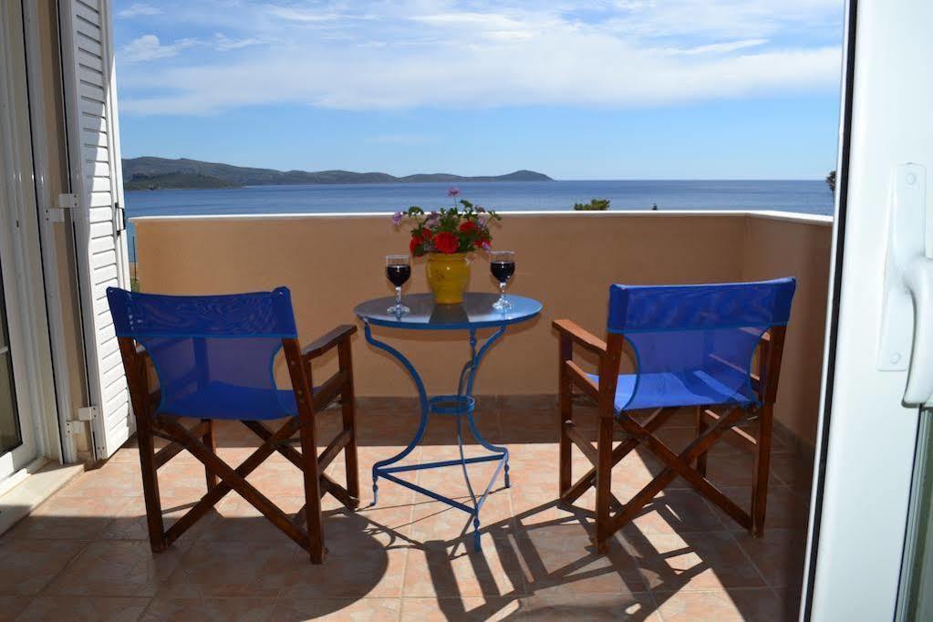 Iliopetro Hotel Monemvasia Bagian luar foto